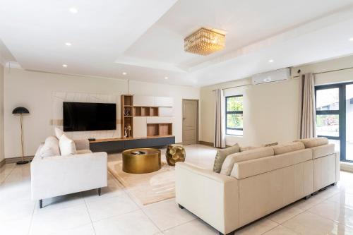Harare East House | The Manor House
