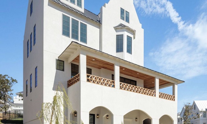 Eufaula House | The Manor on Lower Greenway