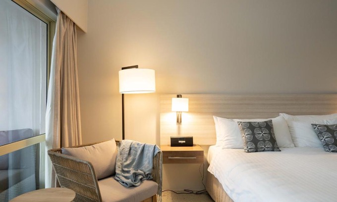 Mindarie Hotel | The Marina Hotel - Mindarie