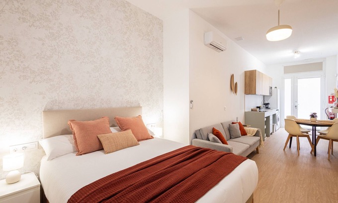 Aiora Apartment | The Maritim Serreria Apartment 01 by Florit Flats