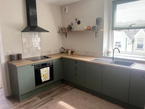 Hele Apartment | The Meads