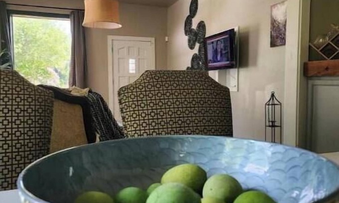 Mer Rouge House | The Merlot - Village Charm