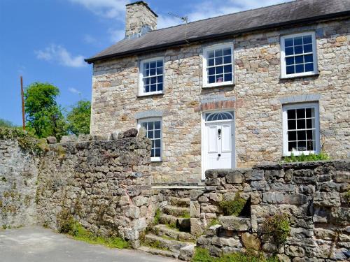 Pentre Gwenlais House | The Mill Farmhouse