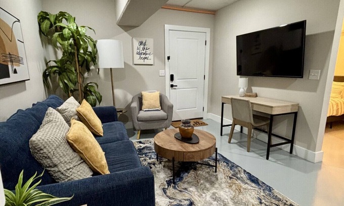 Old Town Apartment | The Monarch Downtown - Unit 8