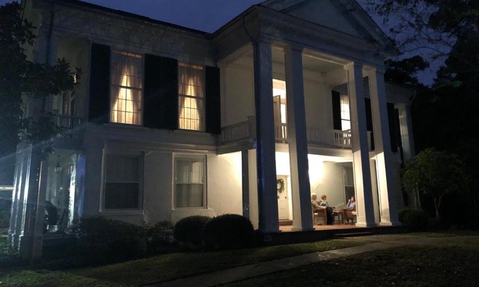 Starkville Bed & Breakfast | The Montgomery B&B
