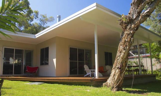 Brisbane Waterfront House | The Moreton House - located at Kooringal, Mulgumpin (Moreton Island).