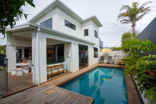 Mount Maunganui House | The Mount Retreat By Aotearoa Escapes