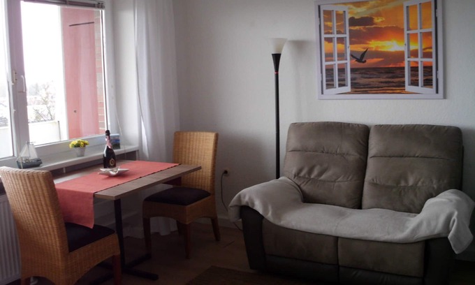 Horum Apartment | The Möwe for 2 people with a view of the inland with afternoon sun until the evening
