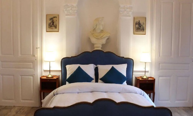 Luxeuil-les-Bains Apartment | The NAPOLEON