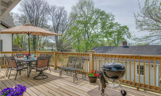 Nashville House | The Nashville White House