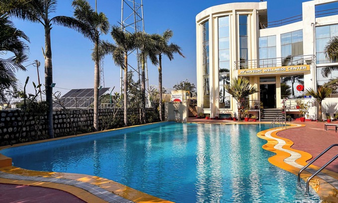 Haridwar Hotel | The Neeraj River Forest Resort