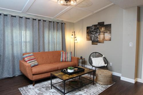 Downtown Dunedin Apartment | The Nest Downtown Dunedin NO KIDS, NO PETS