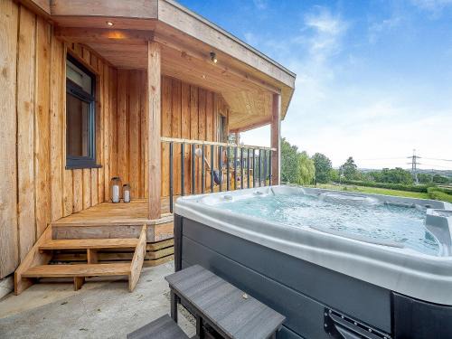 St George House | The Nest - Uk50122