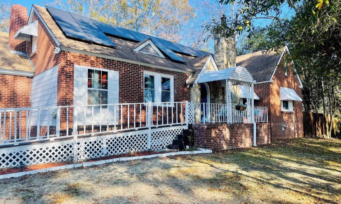 Columbus House | The Oasis of East Columbus - Military Friendly 4 bedroom home!