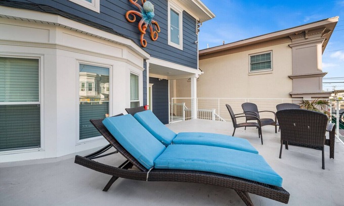 North End Apartment | The Octopus House: NEW 1BR Stylish Getaway