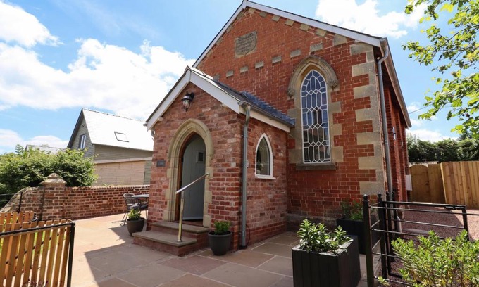 Dorstone House | The Old Chapel