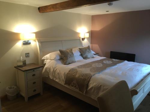 Worlington Bed & Breakfast | The Old Malt Scoop Inn