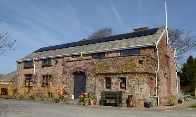 Holmrook Bed & Breakfast | The Old School and Betty's B&B