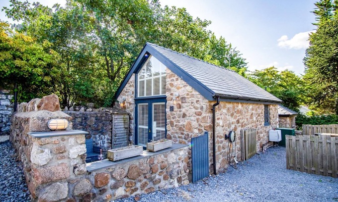 Reynoldston Cottage | The Old Smithy - 2 Bedroom Cottage - Reynoldston