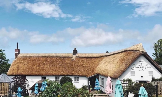 Bideford Hotel | The Old Smithy Inn