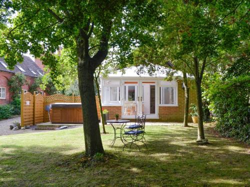 Pauntley House | The Old Winery Cottage
