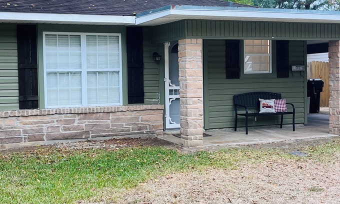 West Monroe House | The Olive House, a little piece of country in the middle of town