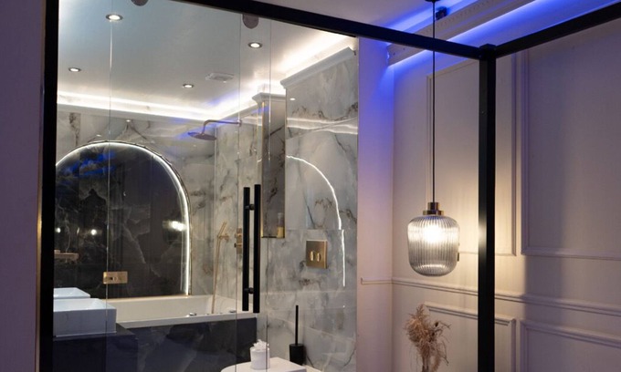 Bradford Apartment | The Opulence - Apartment 314