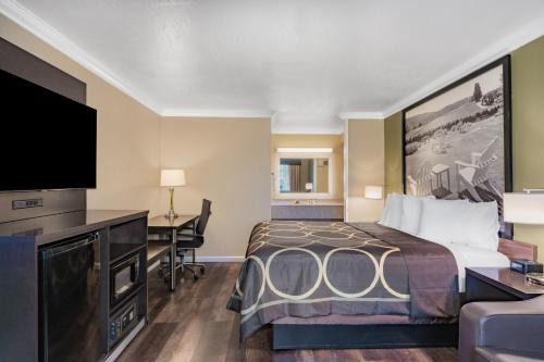 Ukiah Hotel | The Orchard Hotel
