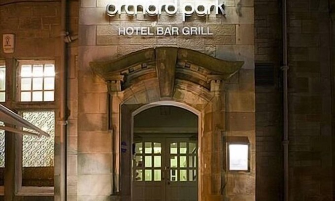 Glasgow Hotel | The Orchard Park Hotel