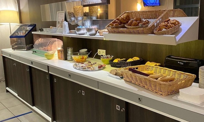 Carquefou Hotel | The Originals City, Hôtel Novella Premium, Nantes Est