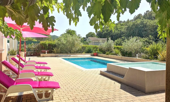 Saint-Paul-Trois-Chateaux House | The Provence cicada