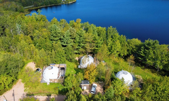 Annapolis Subdivision D Cottage | The Paddling Dome (1) - Lakefront Glamping | Private hot tub | Sauna | Kayaking