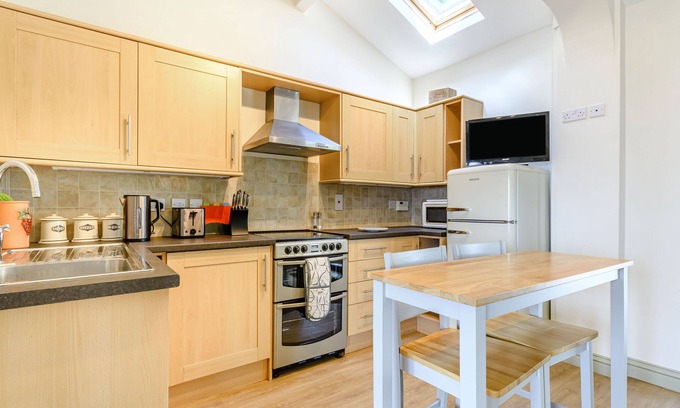 Shipston on Stour Cottage | The Paddock
