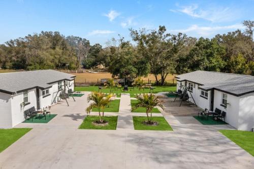 Plant City House | The Peaceful Village Unit#3