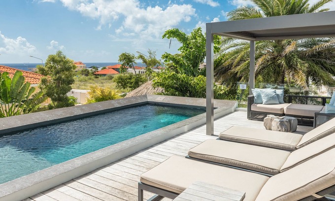 Jan Thiel Villa | The Pearl of Jan Thiel, private pool, gym and game room 4
