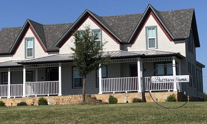 Jonesboro Other | THE PEDERSON HOME, Historical home in beautiful Bosque County, Texas.
