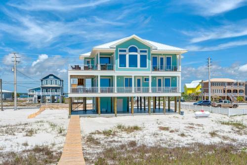 Navarre Beach House | The Pelican Dive by Gulf Coast Getaways