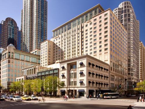 Near North Side Hotel | The Peninsula Chicago