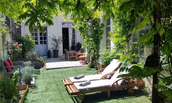 Loches Bed & Breakfast | The perfect and peaceful place to stay in South Touraine (France) - Loch'House