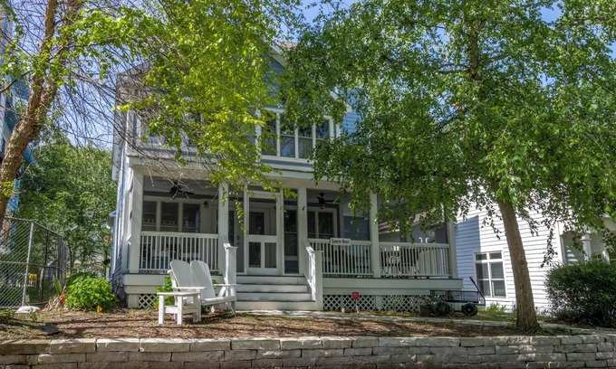 Michigan City House | The perfect combination for large groups, holidays and of course VACATION