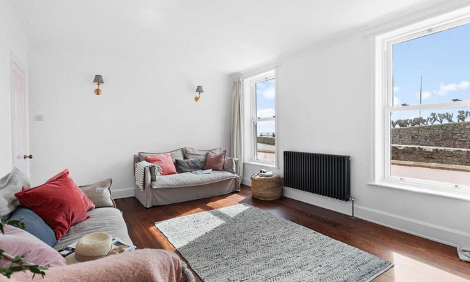 Budleigh Salterton House | The Pink House, Budleigh Salterton
