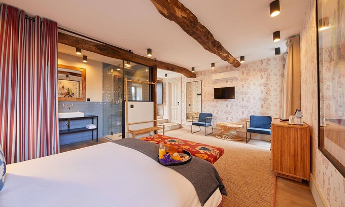 Armamar Hotel | THE PINTA Boutique Hotel