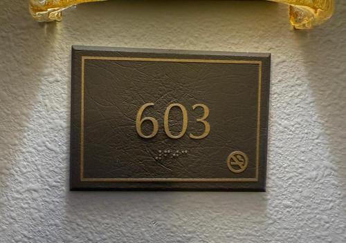 Florida Center Hotel | The Point Hotel Apartment 603 Near to Universal