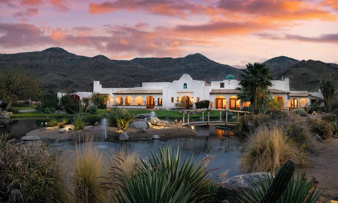 Palm Springs Villa | The Pond Estate by AvantStay | Designer Compound w/Multiple Pools, Tennis, View