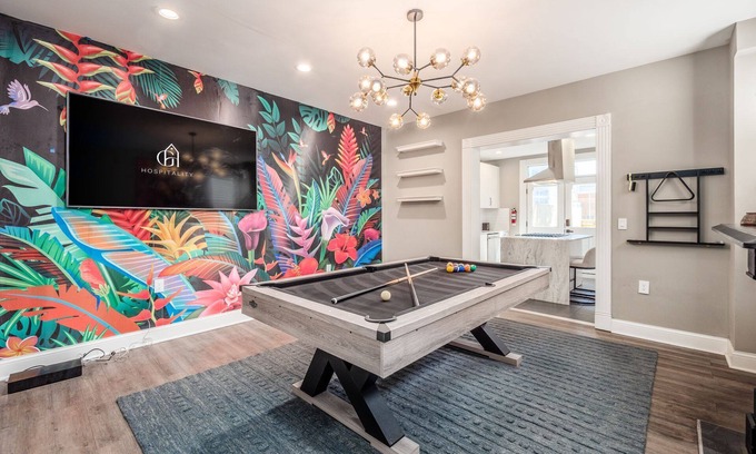 Downtown Columbus House | The Pop Fusion Pad in Short North