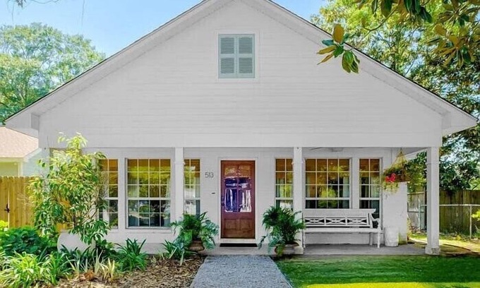 Biloxi House | The Porch House off Front Beach