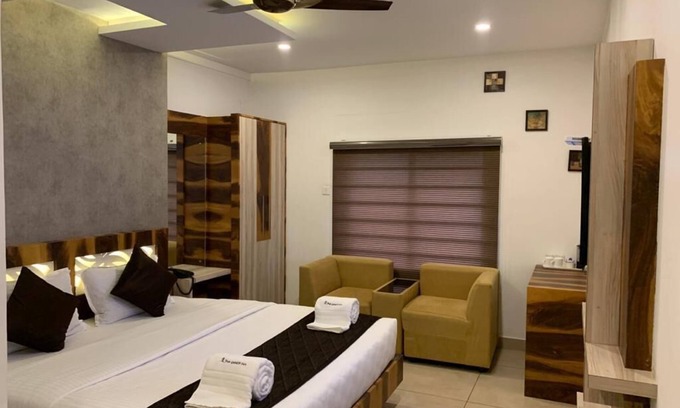 Agara Hotel | The Porch Inn Wayanad