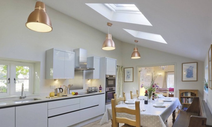 Hoxne House | The Pottage - Two Bedroom House, Sleeps 4