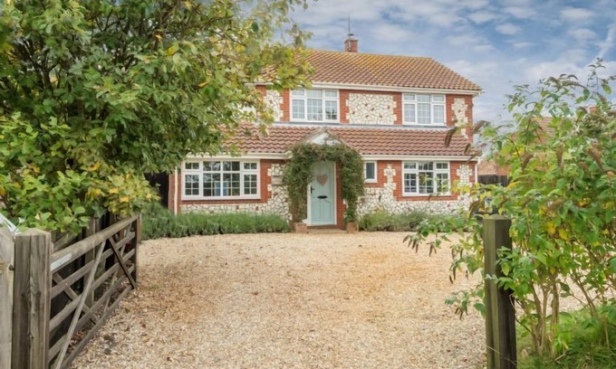Hunstanton House | The Potting Shed, Ringstead, Norfolk