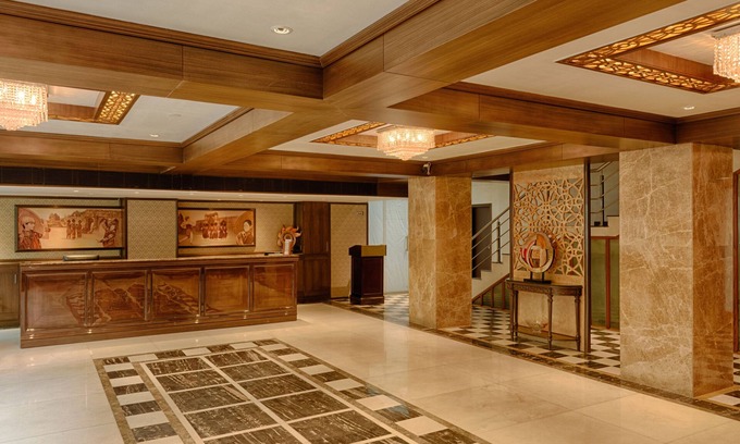 Navrangpura Hotel | The President - A Boutique Hotel